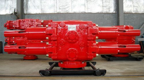 Maintenance service of wellhead equipment